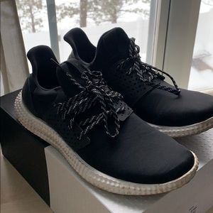 like new Adidas Training Sneakers